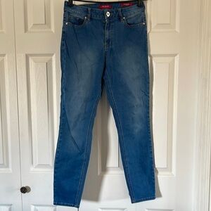 Guess High Waist Skinny Jeans🥰